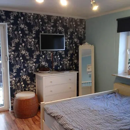 2 Bedroom Beautyful Vacation / Brunsberg * בוכהולץ אין דר נורדהייידה